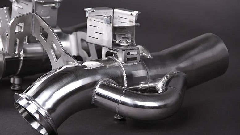 Photo of Capristo Valved Catback Exhaust system for the Maserati MC20 - Image 6